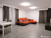 Apartament 3 camere, 2 bai, parcare proprie, cartier 