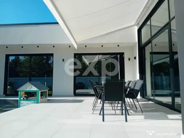 De vanzare vila lux mobilata si utilata zona premium Corbean