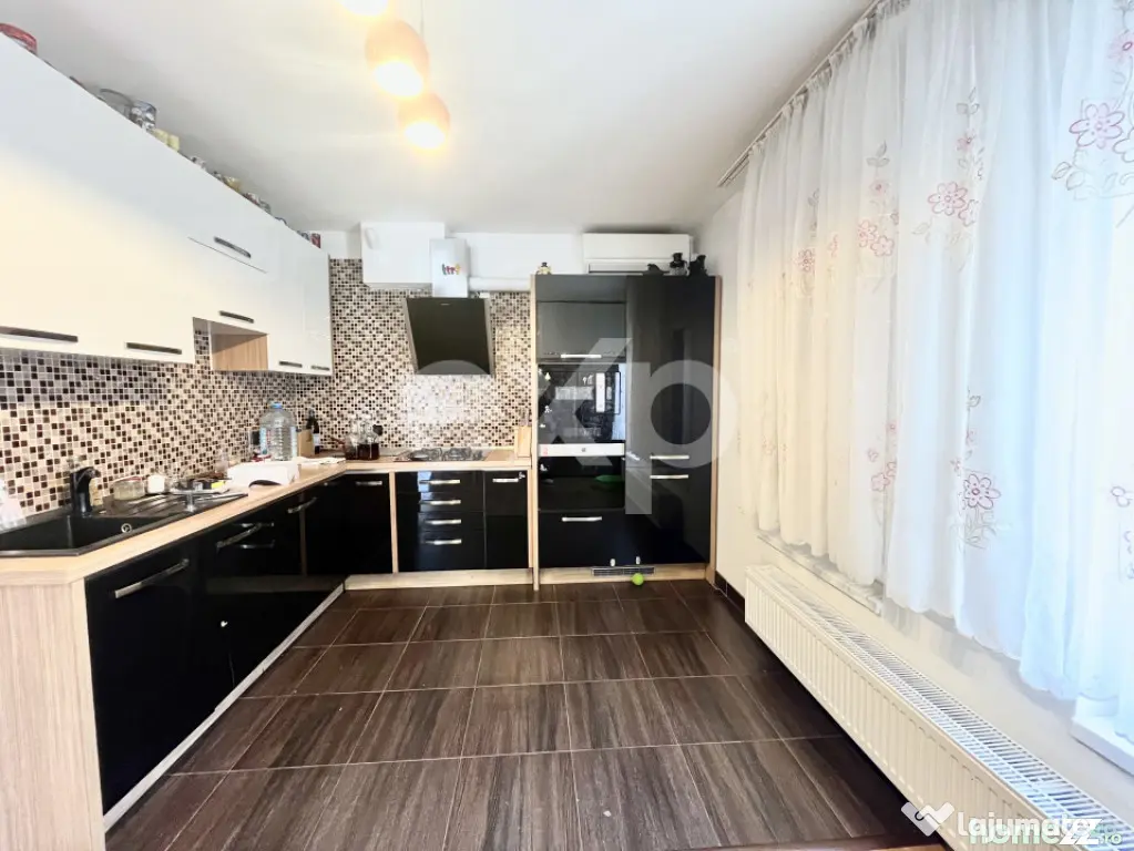 De vanzare vila individuala 7 camere mobilata si utilata com