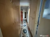 Apartament cu 4 camere de , zona liceul Pedagogic 