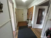 Apartament cu 4 camere de , zona liceul Pedagogic 