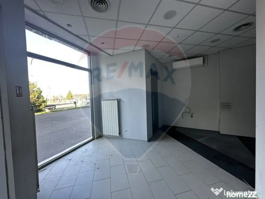 SPATIU COMERCIAL - zona Semiluna , Baia Mare