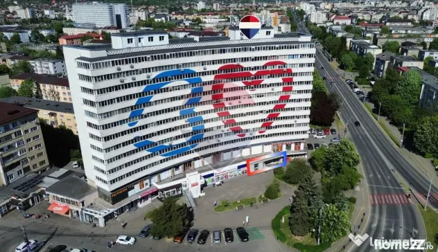 SPATIU COMERCIAL - zona Semiluna , Baia Mare - Baia Mare (Maramures)
