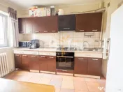 Apartament 2CD 50,3mp + balcon zona centrala Podu de Fier 