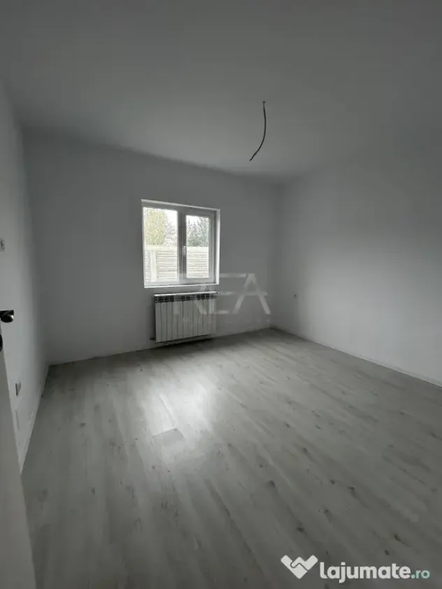 Casa 5 Camere - Centrala - Varteju