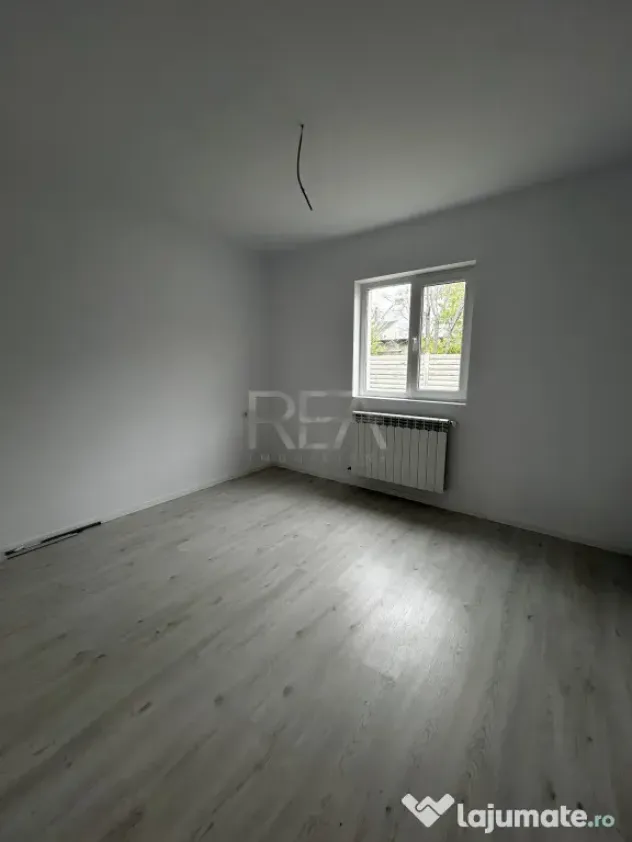 Casa 5 Camere - Centrala - Varteju