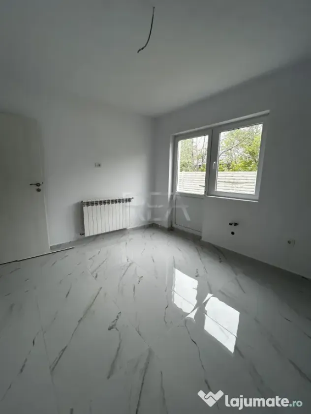 Casa 5 Camere - Centrala - Varteju
