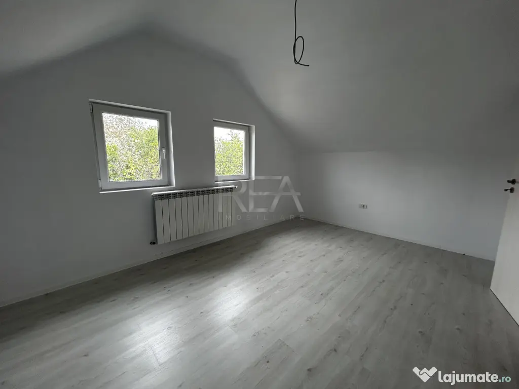 Casa 5 Camere - Centrala - Varteju