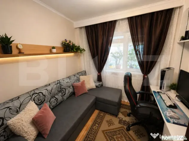 Apartament cu scara interioara, 100 mp, 5 camere, 2 bai, Cet - Alba Iulia (Alba)