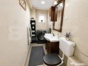 Apartament cu scara interioara, 100mp, 5 camere, 2 bai, Ceta 