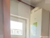 Apartament 3camere, Balcon , etaj 3 , parcare 