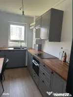 Apartament 2 camere, decomandat - zona Tractorul