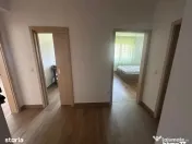 Apartament 2 camere, decomandat - zona Tractorul 