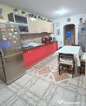 De vanzare apartament cu 3 camere I. C. Frimu, 70.500 euro 