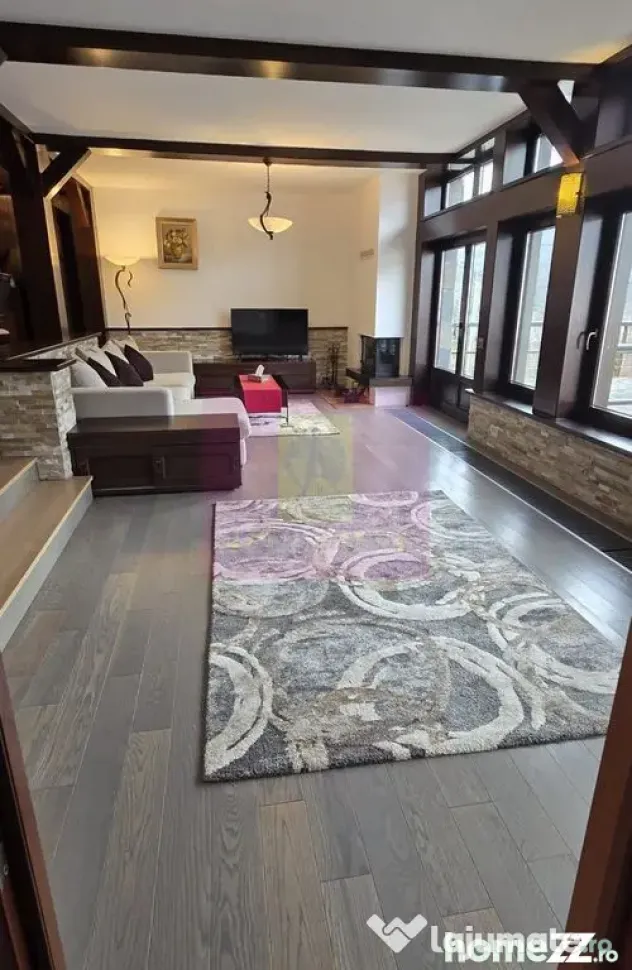 Vilă de lux de vânzare în Bușteni | Priveliște spect... - Busteni (Prahova)