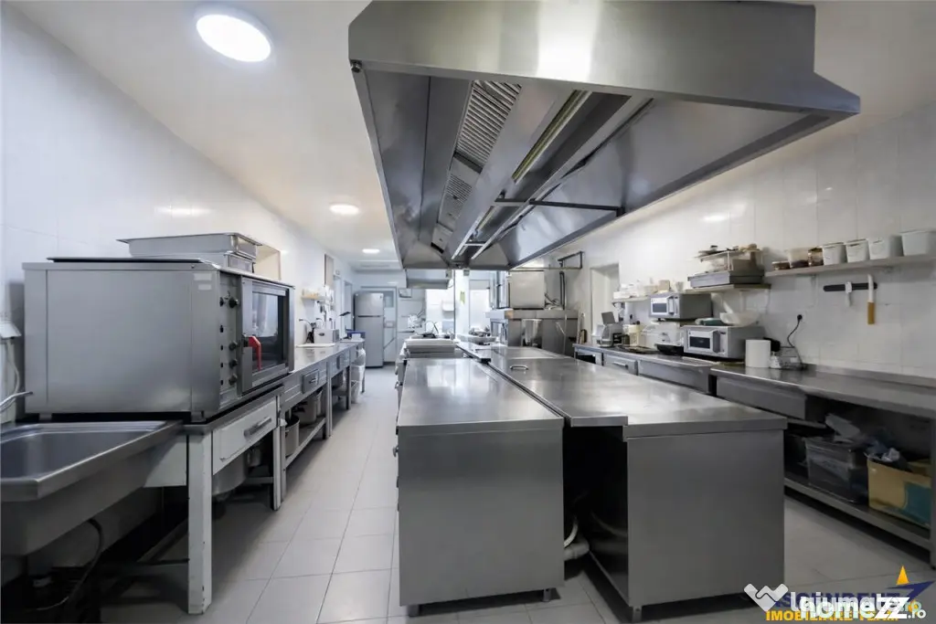 Complex Gastronomic:Afacere la cheie, Restaurant traditional