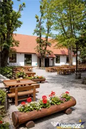 Complex Gastronomic:Afacere la cheie, Restaurant traditional 
