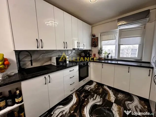 Gata de mutare! 2 camere decomandate, Mobilat si utilat bloc