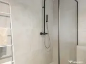 Paravane si cabine de dus 