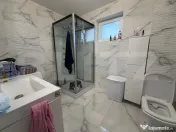 Casă cu 4 camere în suprafață de 180 mp 