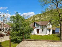 Proprietate unică! 2 case pe teren 1174 mp, constructie 202 