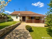 Proprietate unică! 2 case pe teren 1174 mp, constructie 202 