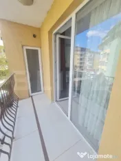 Apartament cu 3 camere, parcare inclusa in pret, zona Floril 