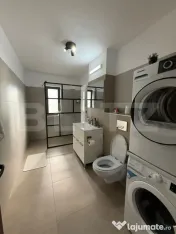 Apartament 3 camere, decomandat, curte 90 mp și 2 terase - 