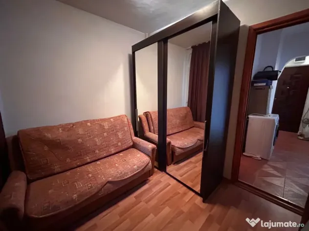 Apartament 1 camera - Transformat in doua camere, zona Radu