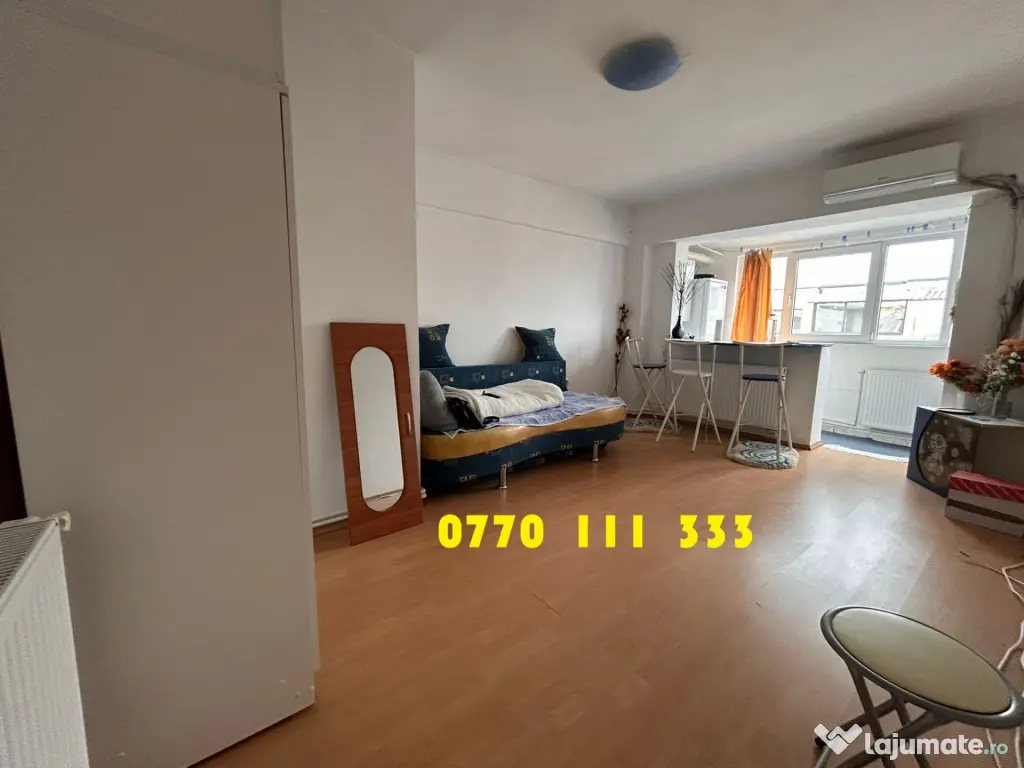 Apartament 1 camera - Transformat in doua camere, zona Radu