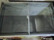 Vand congelator înghețată 