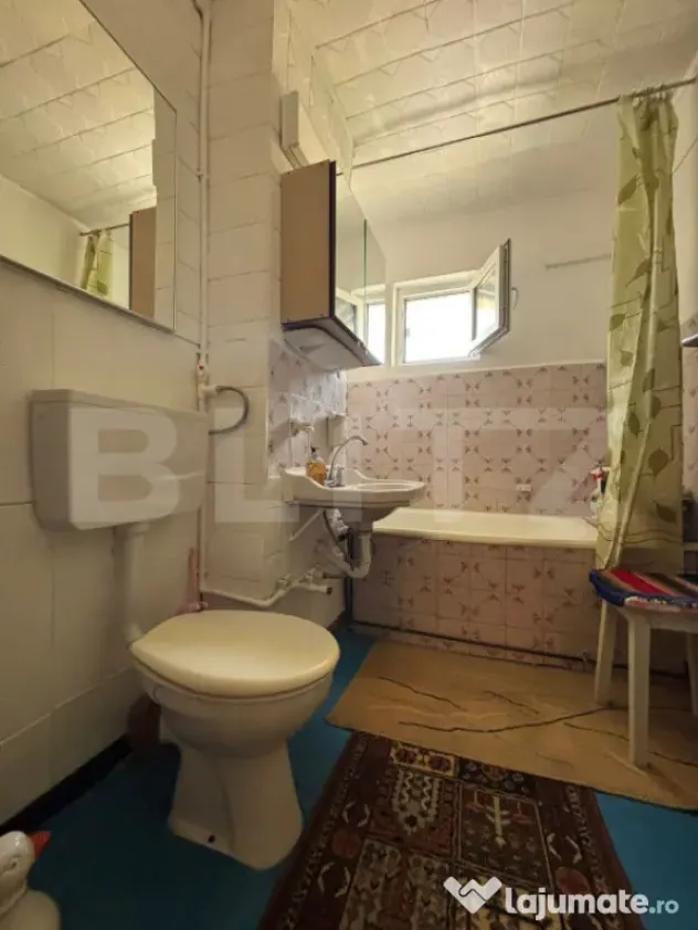 Apartament 3 camere, decomandat, 64 mp, etaj 3 – balcon ma