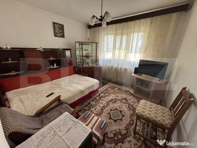 Apartament 3 camere, decomandat, 64 mp, etaj 3 – balcon ma