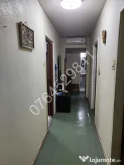 Vând apartament 4 camere zona Berceni-Grand Arena, Str. Dorohoi. 