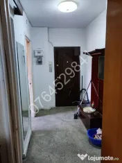 Vând apartament 4 camere zona Berceni-Grand Arena, Str. Dorohoi. 