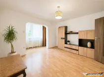 Apartament cu 3 camere, izolat termic, Dambu Pietros, Targu