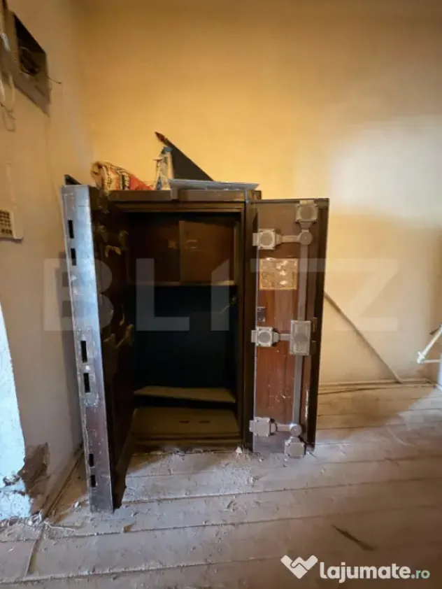 OCAZIE | Spațiu comercial clădire istorică 4 nivele/1200