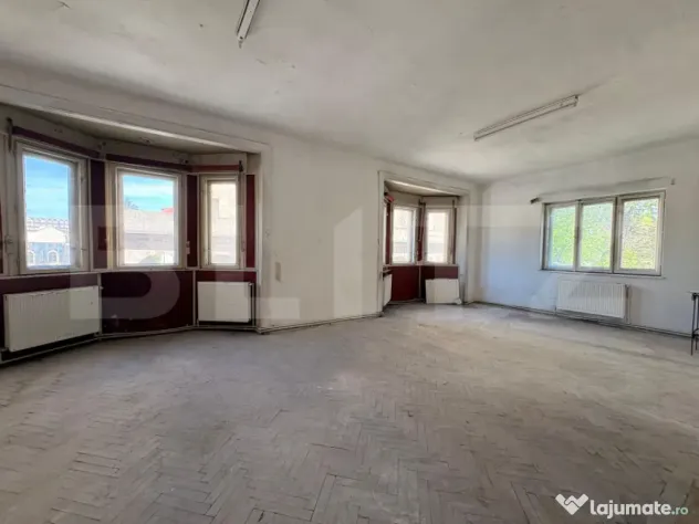 OCAZIE | Spațiu comercial clădire istorică 4 nivele/1200