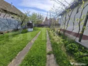 Teren cu Casa de Vanzare in Ungheni 