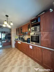 Apartament 4 camere de inchiriat, zona Tudor 