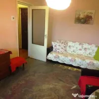 Vând apartament 3 camere zona Vlaicu Arad 