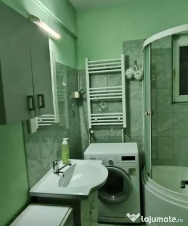 Apartament 2 camere in zona Cambridge School