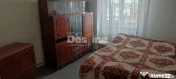 APARTAMENT CU 3 CAMERE IN ZONA MATERNA SITUAT LA ETAJUL 3 BL