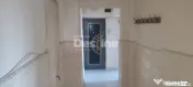 APARTAMENT CU 3 CAMERE IN ZONA MATERNA SITUAT LA ETAJUL 3 BL