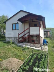 Casă cu teren 595 mp | Lângă lac | Zonă liniștită – 