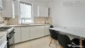 Apartament cu 3 camere, mobilat si utilat CORESI - Qualis 1 