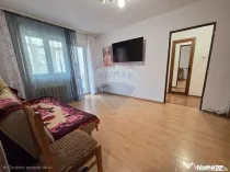 Apartament 3 camere etaj 1, Sud