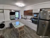 Apartament 3 camere, decomandat, zona Pacurari, Iasi 