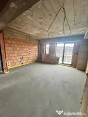 Garsoniera 1 camera, 37 mp, zona Vest SEMIFINISAT 