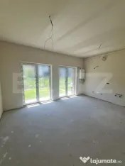 Apartament semidecomandat, 49 mp utili, gradina de 95 mp, pa 